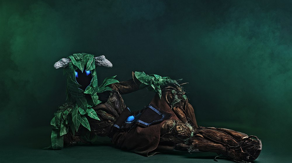 Super realistic cosplay on Creep-mage Dota 2