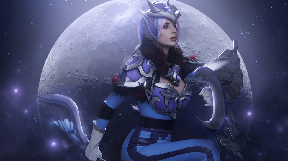 Dota 2 Luna Moonfang cosplay by Fishy