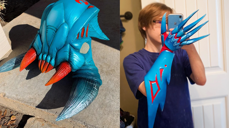 Unrealistically cool Dota Weaver cosplay by kekkuda