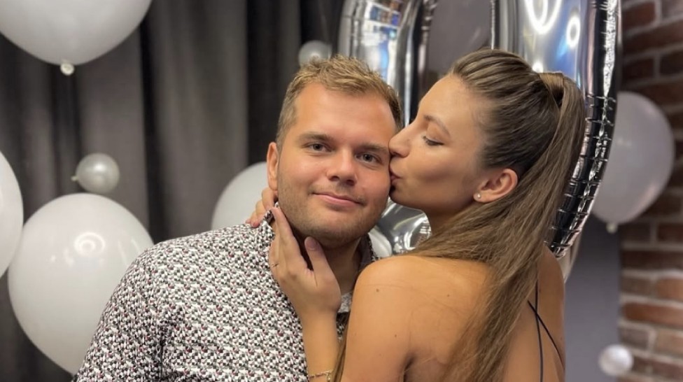 TOP 5 HOTTEST WIVES OF PROFESSIONAL CS2 PLAYERS