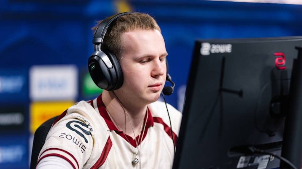 Heroic Announces Sale of Star Player tN1R to Rival Team