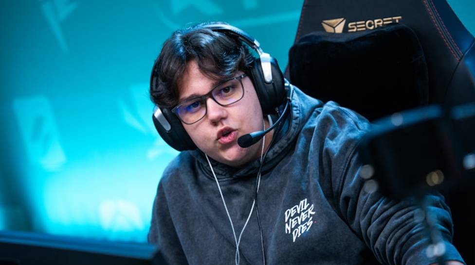 3DMAX Ends NAVI's EWC Title Defense in Graviti's IGL Debut