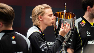 Aleksib Reflects on Overconfidence Post-Cologne Debut with Makazze