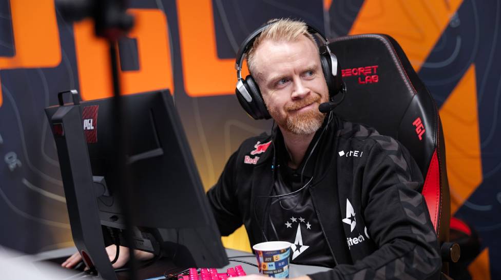 Device Sidelined From Astralis' Critical Bucharest Match Due to Medical Emergency