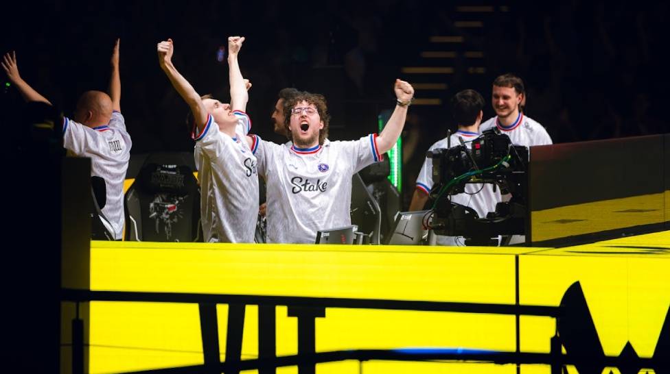 ZywOo Confident in Vitality's Unbeatable Form in eSports Arena