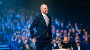 Ash's Ambitious Leap: Aiming for the Top in Cyber Sports