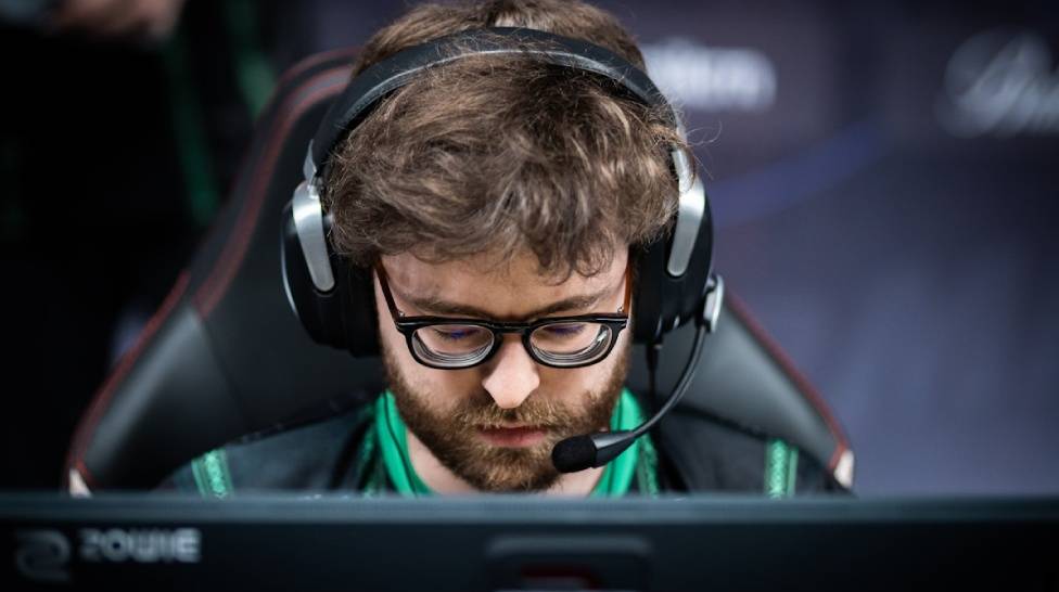 3DMAX Announces Strategic Roster Changes: bodyy Out for misutaaa, NBK- Steps in as Assistant Coach