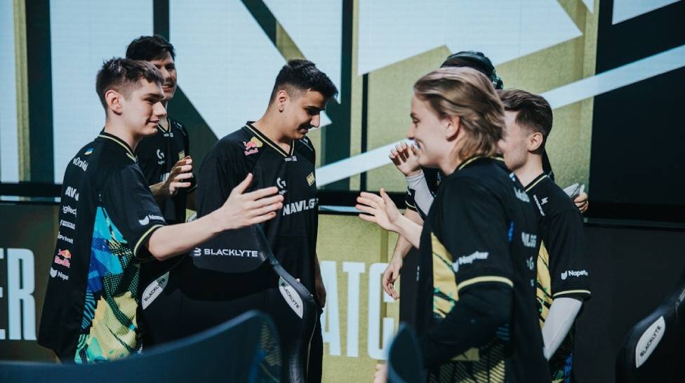 NAVI Secures Spot in BLAST Semi-Finals After Victory Over Aurora
