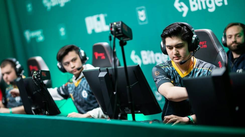 Without a Roof Officially Seeks Sponsorship